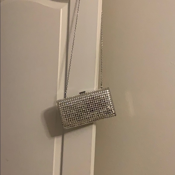 Clutch - Picture 1 of 2